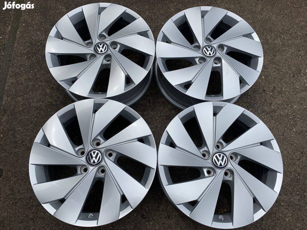 4db gyári 17" VW Golf VIII [Belmont] alufelni. (*2577*)